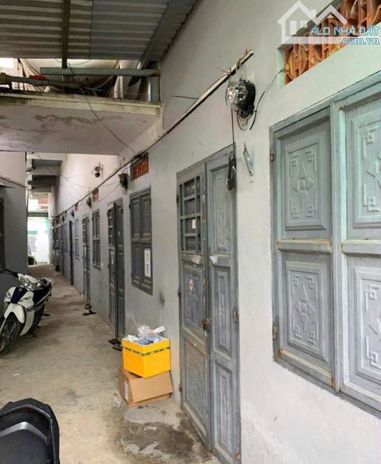 Bán dãy trọ gác lững 10 phòng thu nhập 15 tr/tháng Âu Cơ sát chợ Hoà Khánh