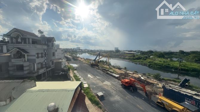 NHÀ 2 MẶT TIỀN - ÔTÔ VÀO NHÀ - FULL NỘI THẤT - 5 TẦNG - 4x13M, THỐNG NHẤT GÒ VẤP,7.X TỶ