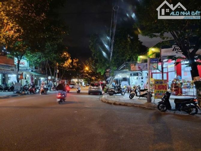 BÁN GẤP DÃY TRỌ 4 PHÒNG DOANH THU 10.5 TRIỆU/THÁNG, ĐƯỜNG LÊ VĂN AN CẨM LỆ NHỈNH 4 TỶ