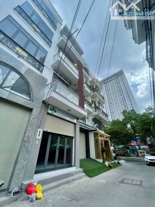 Q7 4 TẦNG XE HƠI (4X18) ĐANG CHO THUÊ 22TR/TH KỀ PHÚ MỸ HƯNG
