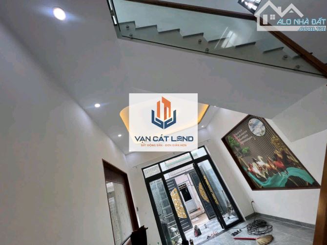 BÁN NHÀ 1 TRỆT 1 LẦU HẺM NGUYỄN AN NINH