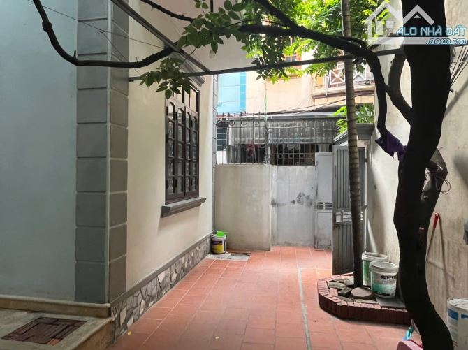 Bán mảnh đất đẹp tại Dịch Vọng Hậu, dt 254m, mt 15m, ngõ 3m