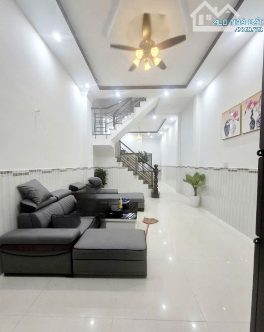 NHÀ MỚI ĐẸP – NGAY TRUNG TÂM THỦ DẦU MỘT BÌNH DƯƠNG 120M2 3 TẦNG CHỈ 2.4 TỶ