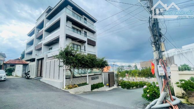 BIỆT THỰ HẺM XE HƠI ĐƯỜNG LÊ HỒNG PHONG, 302M², 23 TỶ, P.04, ĐÀ LẠT