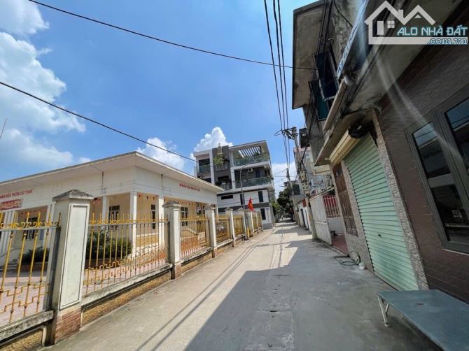 Bán đất Vân Côn, Hoài Đức, lô góc, ô tô 7 chỗ vào đất gần Đại Lộ Thăng Long, 79m2, mt 6.6m
