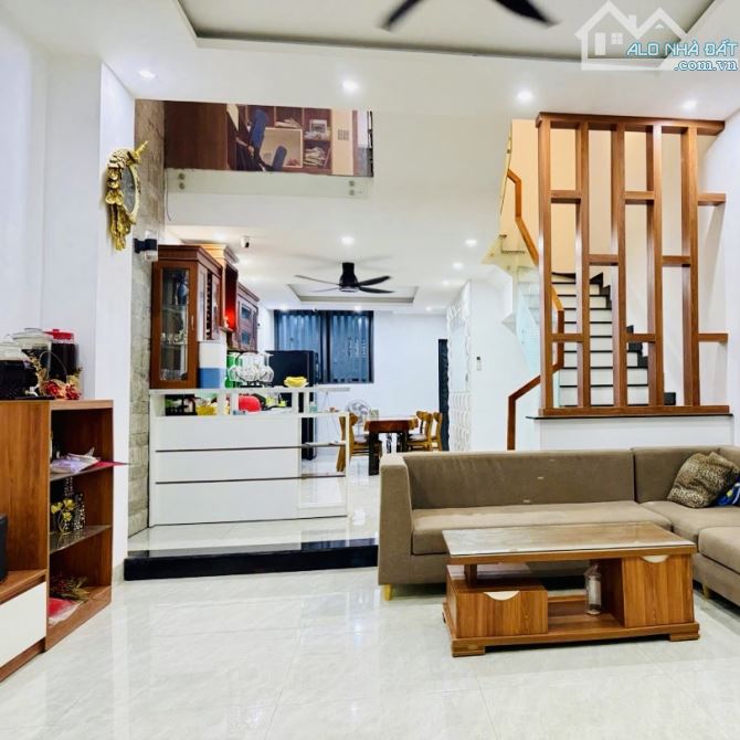 💥NHÀ 3 TẦNG MT NGUYỄN LỮ–ĐỐI LƯNG ĐOÀN KHÊ–NAM VIỆT Á GĐ1–90M2 NGANG 5M–10.X TỶ🍀🌹🍀