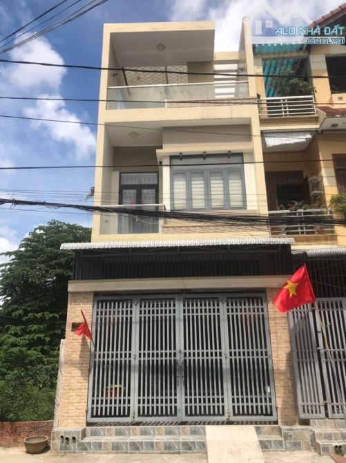 Mặt tiền đường Lê Hữu Trác trân Phú trung tâm thành phố quảng Ngãi