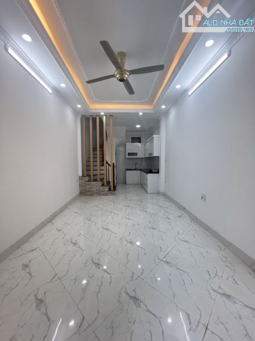 Nhà mới 5 tầng tại Phúc Lợi – Long Biên, giá chỉ 5.1 tỷ