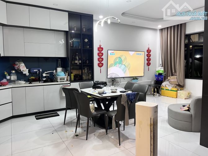 Bán Nhà Trần Hưng Đạo, Gần Vincom Sơn Trà, 3 Tầng, 60m2 chỉ 5.2x tỷ