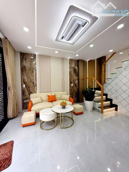 Quang Trung - Gò Vấp - 3 Tầng - 3.6 tỷ - Hẻm Ôtô nhà mới - Hoàn công - SHR