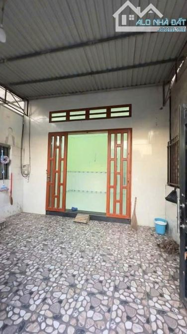 GIẢM SÂU 250 Bán nhà ở Tân Xuân 6 Hóc Môn 4,5x19 ( 85m2 ) 850 TRIỆU Sổ hồng riêng