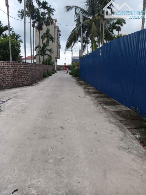 Bán lô đất tại Lâm Động đường ô tô quay đầu tại đất