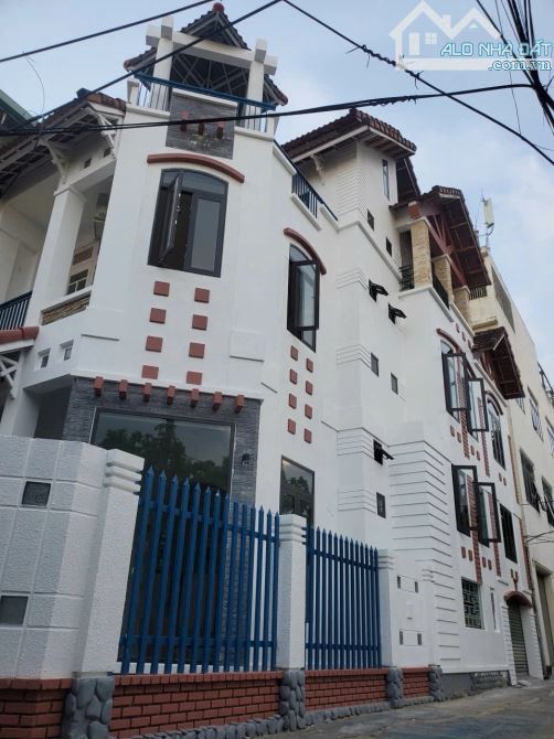 🔥 NHÀ 3,5 TẦNG LÔ GÓC – TRUNG TÂM HẢI CHÂU – GIÁ CHỈ 8,9 TỶ 🔥