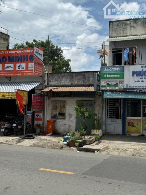 Bán gấp nhà nát mặt tiền Làng Tăng Phú. Giá 7.7 tỷ/80m2