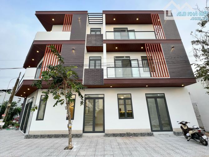 nhà mới 1 trệt 2 lầu góc 2 mặt tiền kdc phú an, giá bán 6 tỷ 680 triệu
