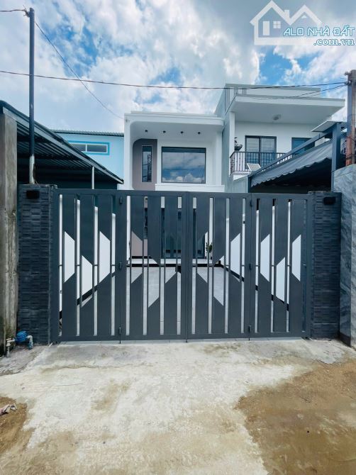 Nhà lầu mới xây dựng đường oto Phước Thạnh, Tp Mỹ Tho, Tiền Giang