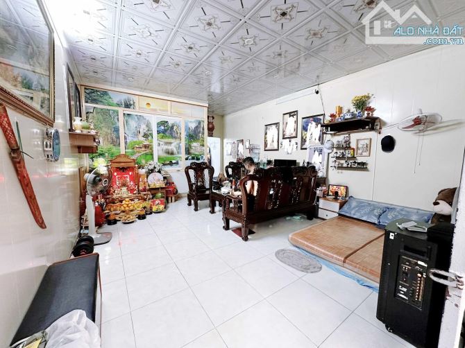 Bán nhà 51m2 1 tầng ngõ 2m tại An Trực, Sở Dầu, Hồng Bàng giá 1,85 tỷ
