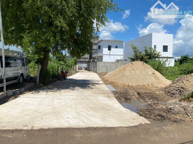 Đất thị trấn diên khánh gần đường đồng khởi