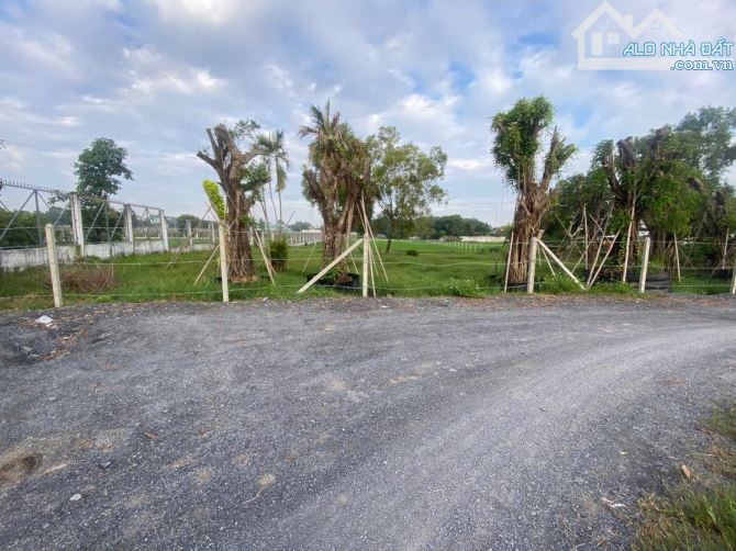 Bán đất khu dân cư sát đường TL2 xã Phước Vĩnh An Củ Chi TPHCM, DT: 4600m2.