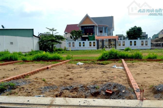 Bán lô đất phố siêu đẹp, sổ hồng riêng sang tên trong ngày