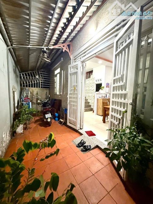 BÁN NHÀ TỈNH LỘ 10 – VỊ TRÍ ĐẸP – 34M 4x8,5 GIÁ CHỈ 3.1 TỶ