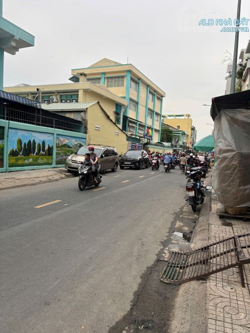 Bán nhà bình tây quận 6(270m2)(9.5m x 25m)4 tầng giá 28 tỷ