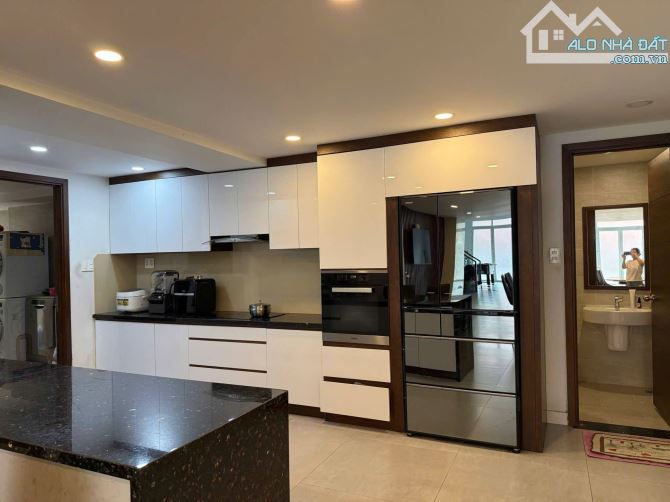 Mới! Căn Góc 2 Mặt Tiền Trần Phú, P.8 Q.5 Đoạn 2 Chiều Cực Đẹp - DT 6x20m - giá 40 tỷ