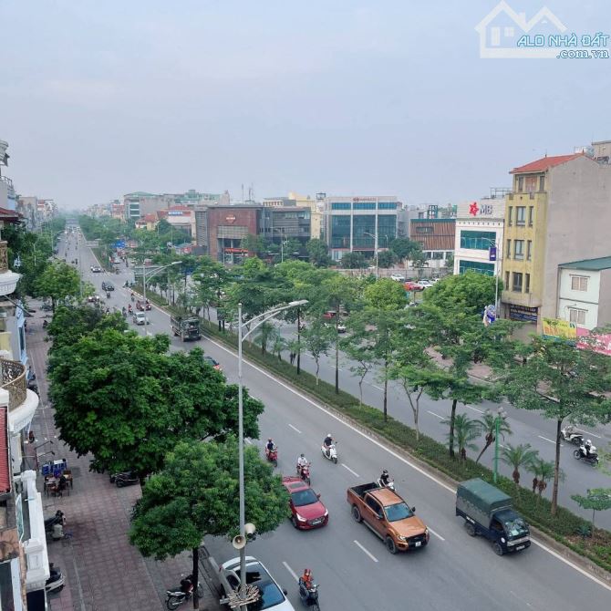 BÁN NHÀ NGÔ GIA TỰ 80M2, 6 TẦNG THANG MÁY, MT RỘNG, VỈA HÈ ĐỔ XE, KINH DOANH ĐA NGÀNH