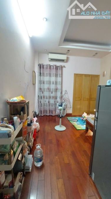 Xuân Thủy Cầu Giấy ô tô kinh doanh đỉnh 57m 5 tầng Mt 4m giá 15.6 tỷ