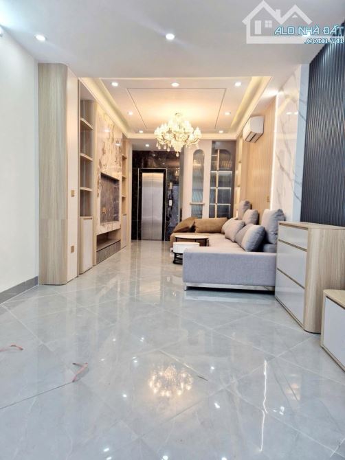 ĐỘI CẤN – BA ĐÌNH NHÀ MỚI 6 TẦNG THANG MÁY FULL NỘI THẤT – NGÕ THẲNG 10M RA PHỐ