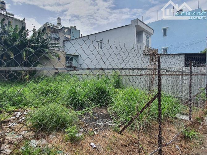 BÁN ĐẤT GẦN SIÊU THỊ GO DĨ AN - DT 90M NGANG 4.5M FULL THỔ - XÂY DỰNG TỰ DO - GIÁ 4 TỶ