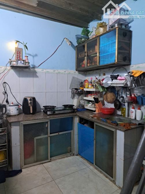 Bán gấp nhà đường Bùi Thị Cội P Tân Đông Hiệp Dĩ An 49m2 2 tầng 3PN vào ở ngay