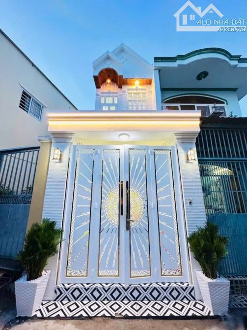 Nhà 2 tầng, Sổ riêng, 3.89 tỷ, 3x14m, đường Dương Cát Lợi, thị trấn Nhà Bè