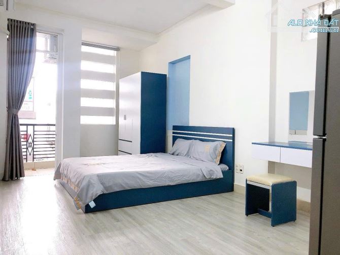 Căn hộ ban công quận 1 đường trần khắc chân