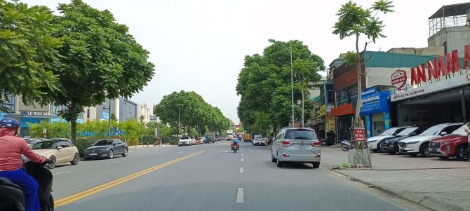 Bán nhanh lô đất Phố Vũ Đức Thận, 78m2, 2 MT rộng, ô tô vào đất, rất gần Big C
