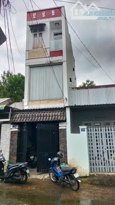 Cần bán gấp nhà hẻm ôtô Trần Phú Bảo Lộc