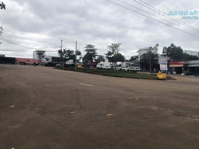 Đất đấu giá chợ ĐẦU MỐI Tân Hoà mặt tiền Rơ Chăn Y Ơn