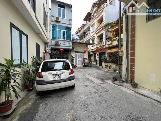 HOA LÂM PHỐ - TT VIỆT HƯNG - 6  TẦNG DÂN XÂY - WIEW ĐẸP -THOÁNG - NGÕ NÔNG - Ô TÔ ĐỖ CỔNG