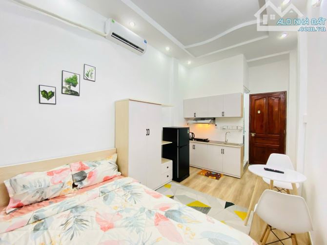 Căn Hộ Cửa Sổ Trời Máy Giặt Riêng Ngay Cầu vượt Nguyễn Tri Phương Quận 10