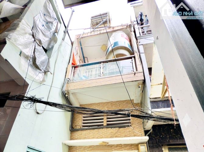 Cần bán nhà trung tâm 1 lửng 1 lầu hẻm Đường 3 Tháng 2, Q10
