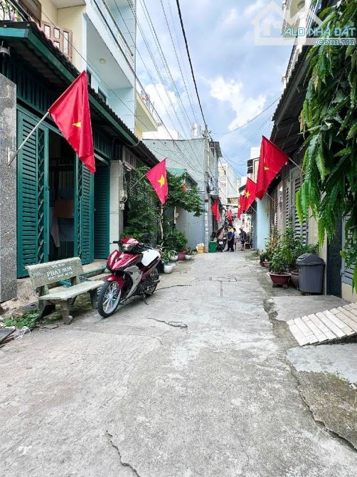 LÔ HIẾM CỦA QUANG TRUNG,GÒ VẤP.80M2 CHỈ 5T3M