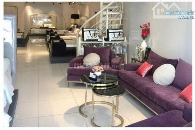 Cho thuê nhà mặt phố Đào Tấn – Ba Đình,170m², 3 tầng, mt 21m, giá 200 triệu/tháng