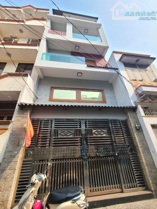 Bán Nhà 5 Tầng 2 mặt hẻm đường ô tô tránh ngay trung tâm Quận Bình Thạnh DT 60m2