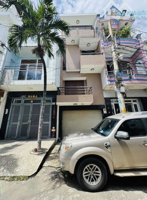 Nhà đẹp, hẻm ô tô, hiệp tân, tân phú,5pn, chỉ 7,x tỷ