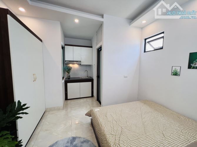 CẦN BÁN TOÀ CCMN TRIỀU KHÚC ,TRUNG TÂM CHO THUÊ 12P,ĐANG VẬN HÀNH GIÁ 11.8 TỶ