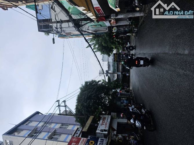 Nhà tân bình gần chợ,đầy đủ tiện ích- giá tốt
