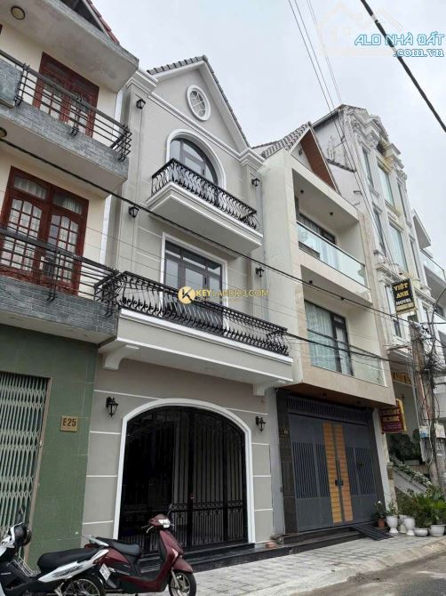 BÁN NHÀ PHỐ MẶT TIỀN KQH – MẠC ĐĨNH CHI, P.4, ĐÀ LẠT