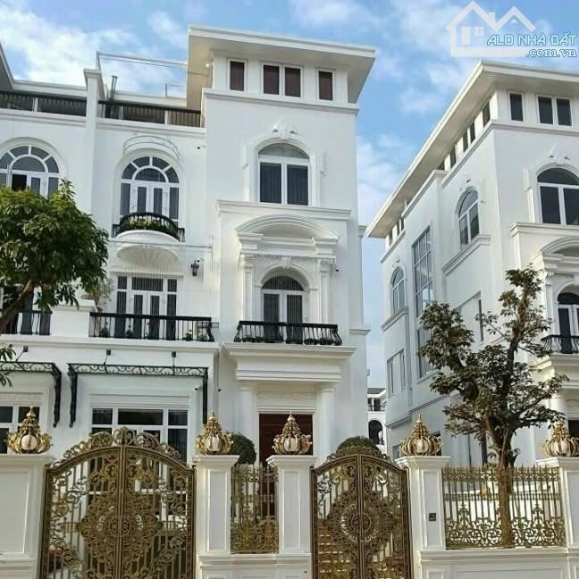 LIỀN KỀ LICOGI 13 KHUẤT DUY TIẾN 148M MT 7.2m 5 TẦNG VỈA HÈ 2 THOÁNG VỠ NỢ CẦN BÁN GẤP