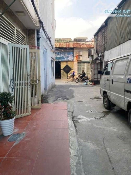 Bán nhà Lĩnh Nam – 41 ô tô đỗ cửa kinh doanh vị trí cực đẹp Giá 7 tỷ