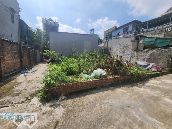 Đất THANH AM , LONG BIÊN , LÔ GÓC 2 MT , OTO VÀO ĐẤT , GẦN PHỐ, GIÁ 8x Tỷ